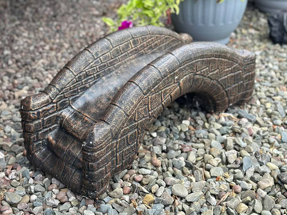 Humpback bridge ornament